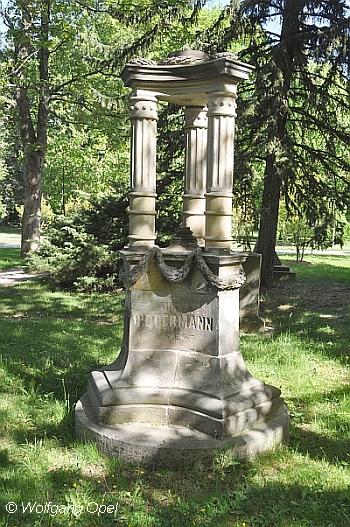Das Grab Petermanns in Gotha 