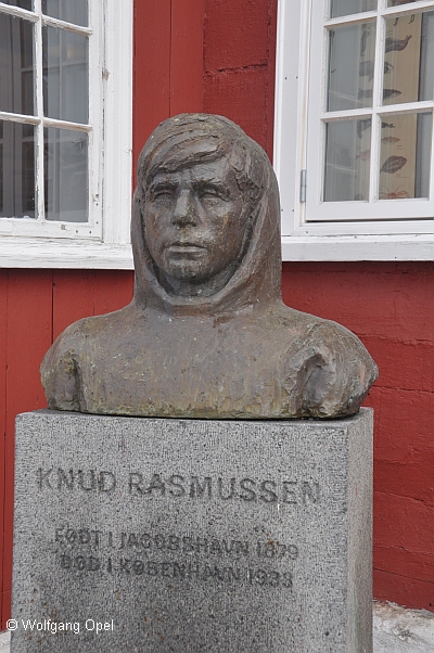 Knud Rasmussen - Porträtbüste in Ilusissat