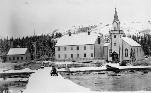 Makkovik, old mission building and church