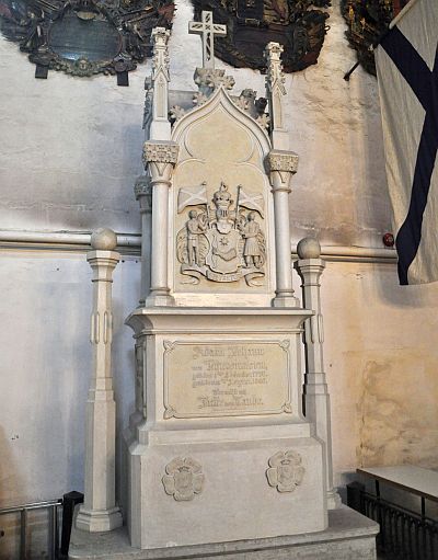 Krusensterns Grabstein